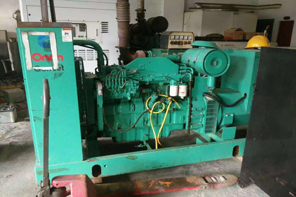 租賃發(fā)電機(jī)安裝檢測及停機(jī)注意事項(xiàng)